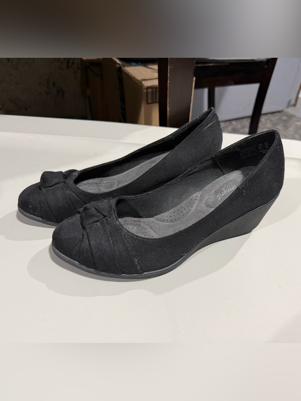 dexflex comfort Black Women's Wedge Slip-On Pumps